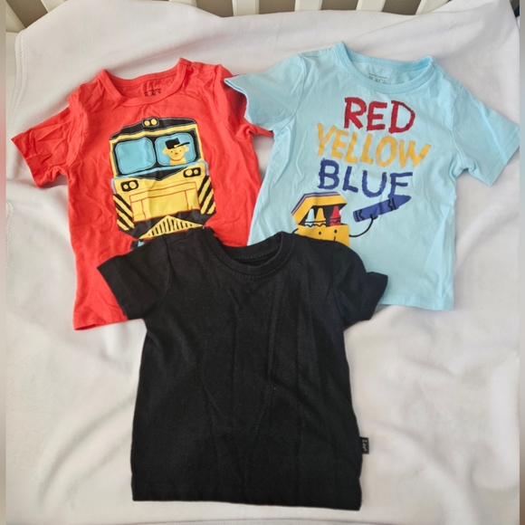 Children's Place Tee Bundle - Picture 7 of 7